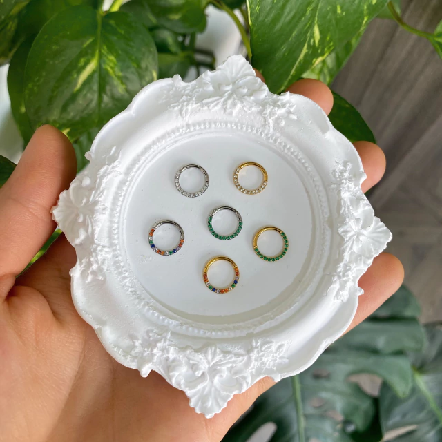 Aro clicker con circonitas