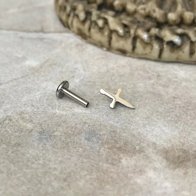 Labret Daga - Image 2