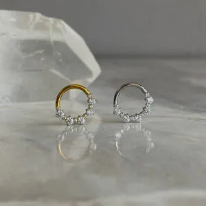 Aro Clicker Venus Titanio, joyería para piercings de Kalon