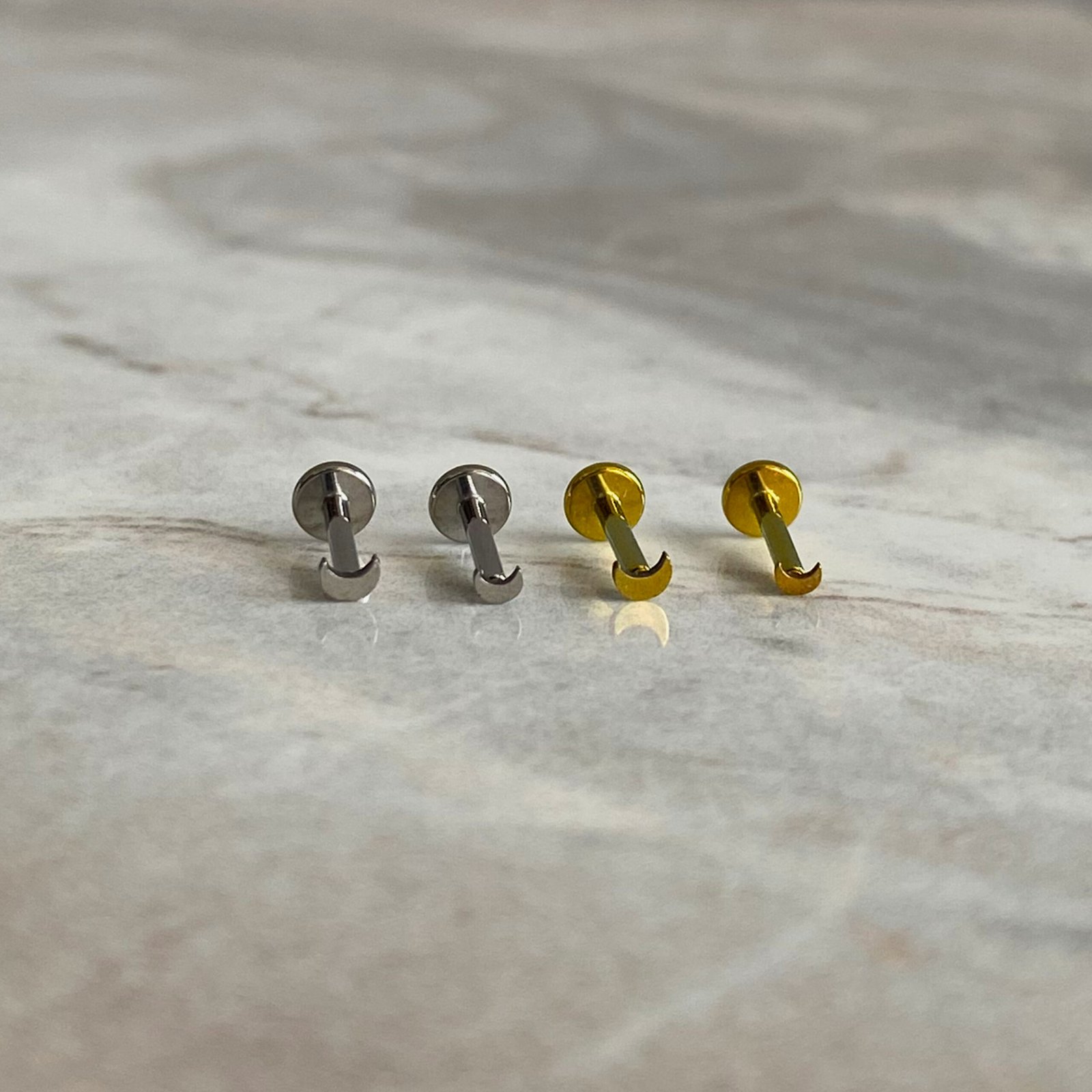 Labret luna mini titanio